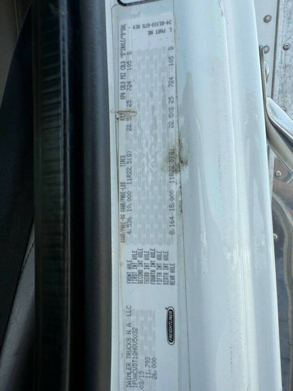 2016 Freightliner M2 106