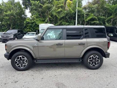 2026 Ford Bronco Outer Banks