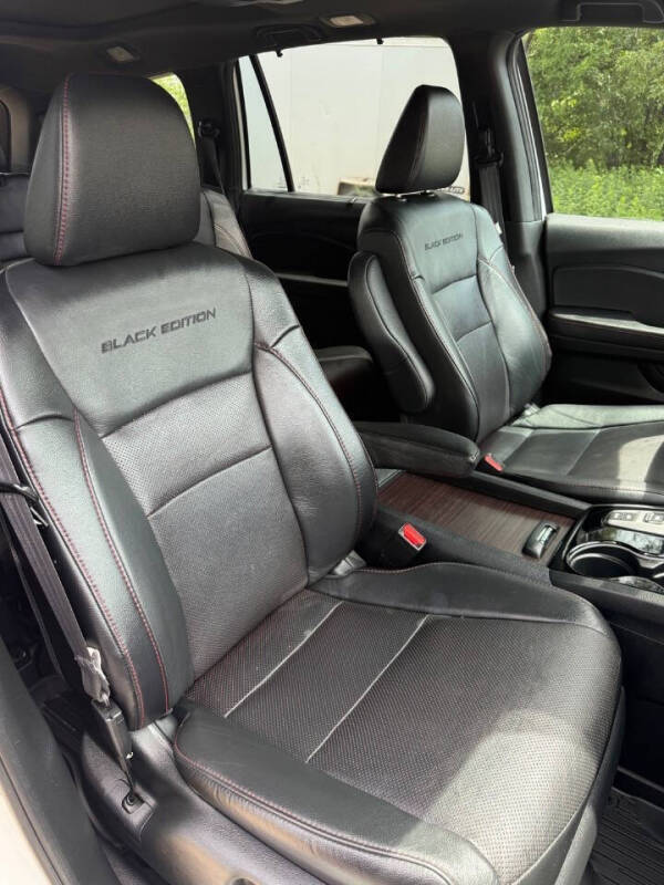 2022 Honda Pilot Black Edition