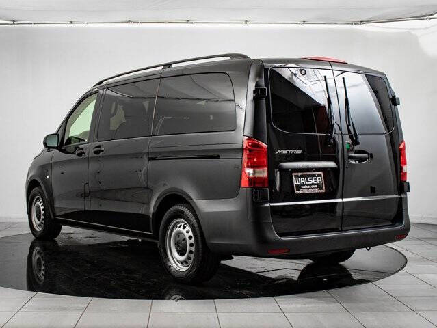 2023 Mercedes-Benz Metris Passenger