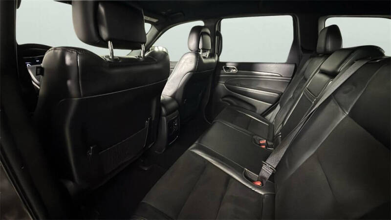 2020 Jeep Grand Cherokee Laredo E