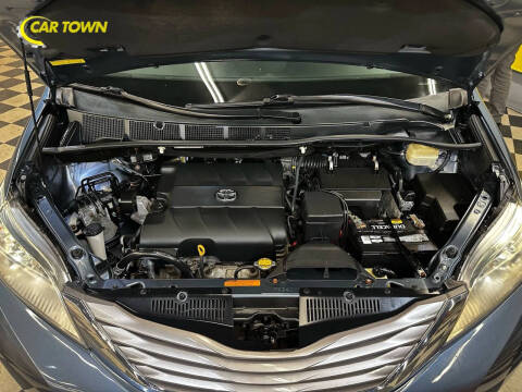 2016 Toyota Sienna