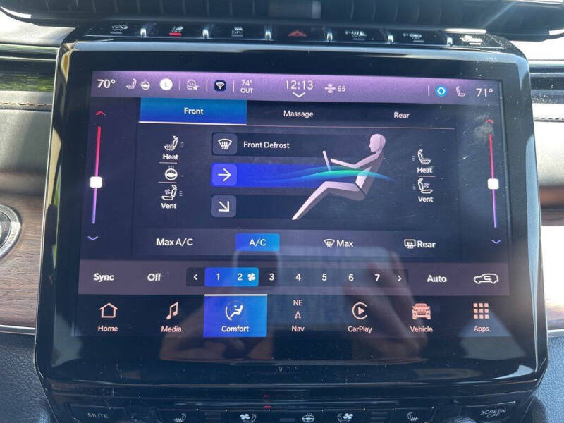 2022 Jeep Grand Cherokee Summit