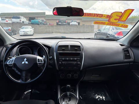 2013 Mitsubishi Outlander Sport ES