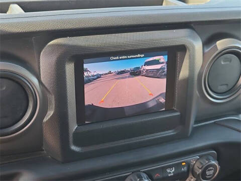 2023 Jeep Gladiator Sport