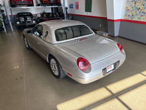 2004 Ford Thunderbird Deluxe