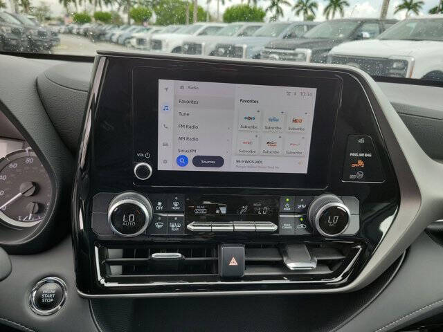 2023 Toyota Highlander L