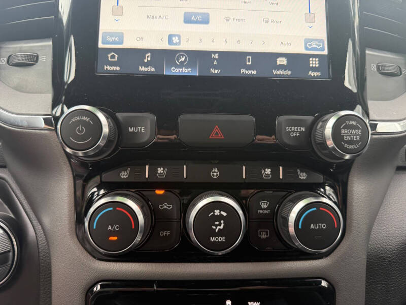 2024 RAM 1500 Laramie