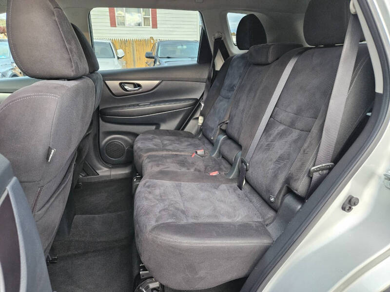 2015 Nissan Rogue SV