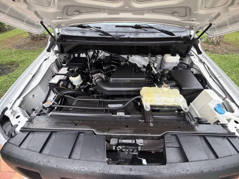 2020 Nissan NV 2500 HD SV