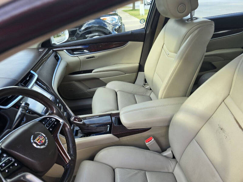 2014 Cadillac XTS Luxury Collection photo 5