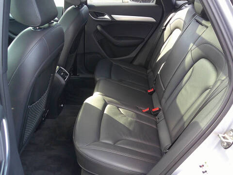 2018 Audi Q3 2.0T quattro Premium Plus