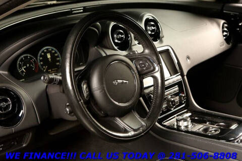 2016 Jaguar XJ R-Sport