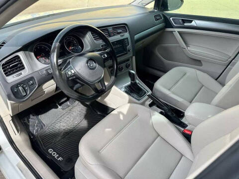 2017 Volkswagen Golf SportWagen TSI SE