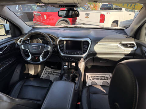 2017 GMC Acadia SLT-1