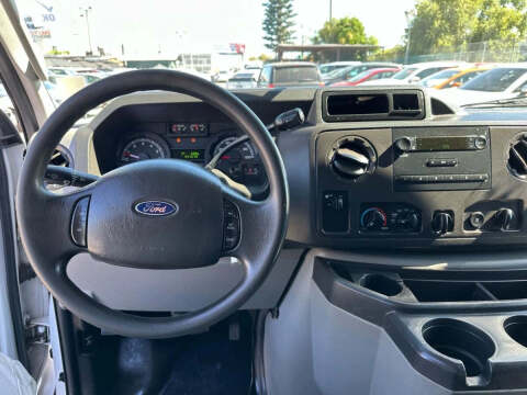 2013 Ford E-Series E-150