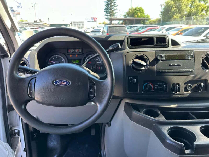 2013 Ford E-Series E-150