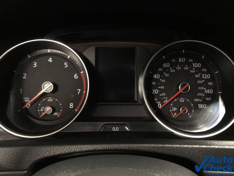 2017 Volkswagen Golf GTI SE