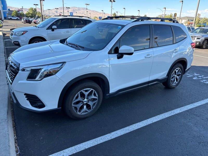 2023 Subaru Forester Premium