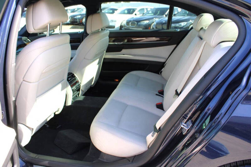 2013 BMW 7 Series 740Li xDrive