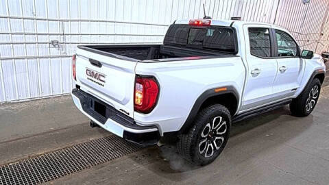 2025 GMC Canyon AT4
