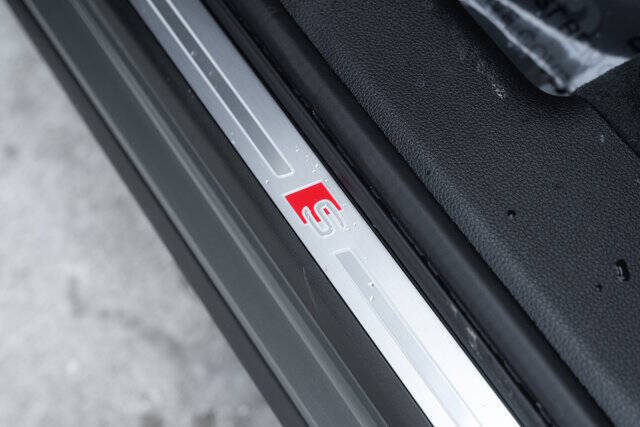 2025 Audi Q3 quattro S line Prem Plus 45 TFSI