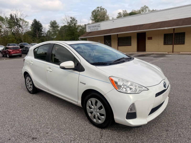 2013 Toyota Prius c Two