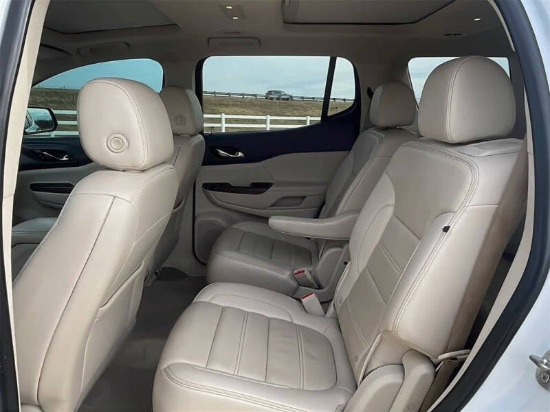 2021 GMC Acadia Denali