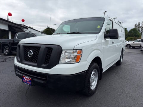2013 Nissan NV 1500 SV