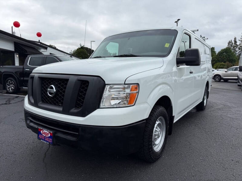 2013 Nissan NV 1500 SV