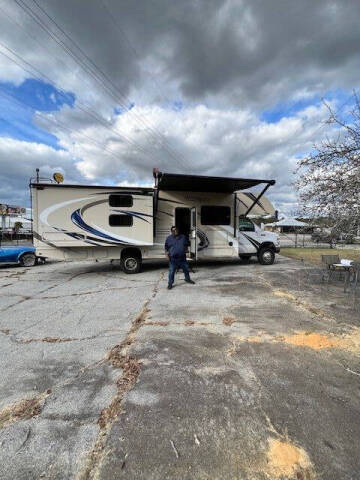 2017 Ford E-Series E-450 SD