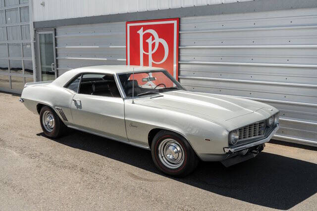 1969 Chevrolet Camaro 35