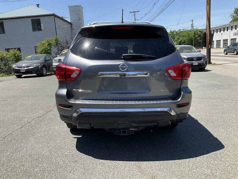 2017 Nissan Pathfinder S