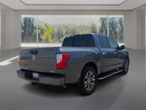 2017 Nissan Titan