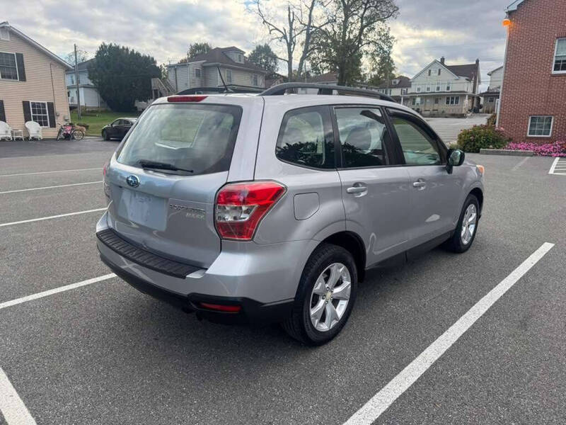 2015 Subaru Forester 2.5i