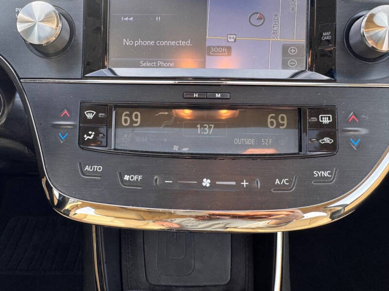 2017 Toyota Avalon XLE