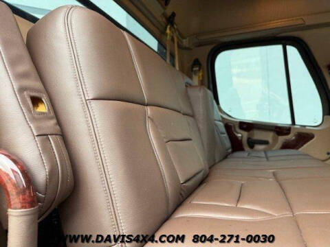 2008 Freightliner M2 106