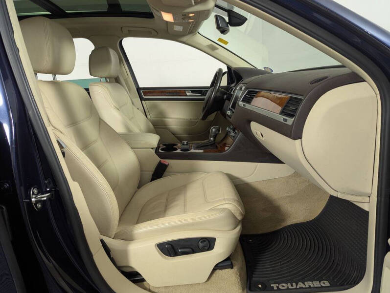 2012 Volkswagen Touareg
