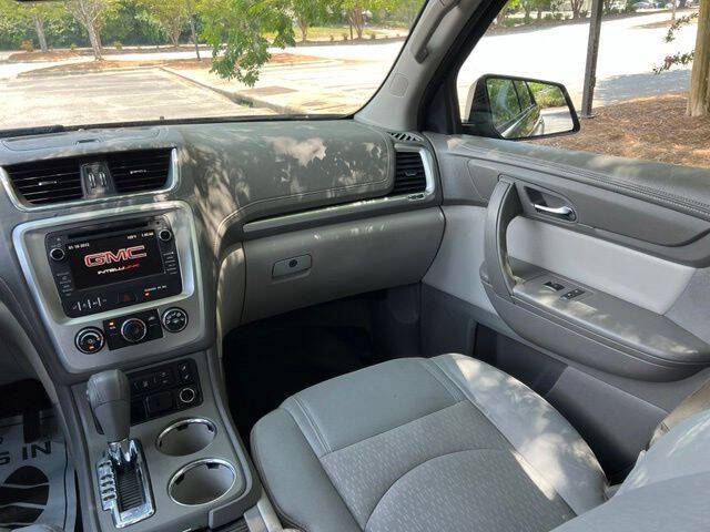 GMCAcadia28