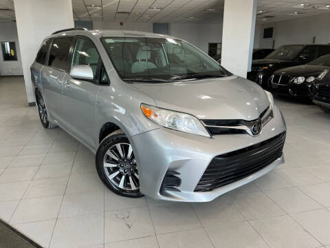 2020 Toyota Sienna for sale at Auto Mall of Springfield in Springfield IL