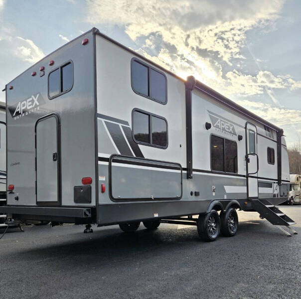 2022 Coachmen RV APEX Ultra Lite