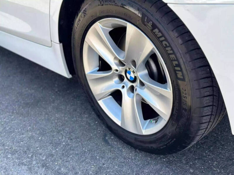 2012 BMW 5 Series 528i