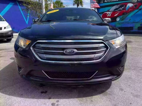 2015 Ford Taurus Limited
