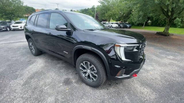 2025 GMC Acadia AT4