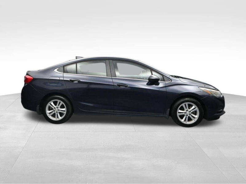 2016 Chevrolet Cruze LT Auto