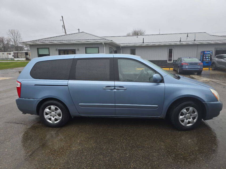 2006 Kia Sedona for sale at Cambridge Used Cars in Cambridge, OH