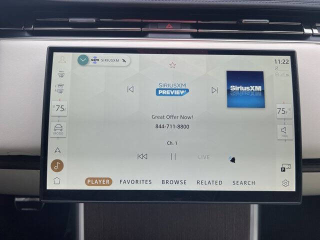 2025 Land Rover Range Rover P400 SE