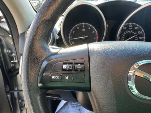 2013 Mazda MAZDA3 i SV