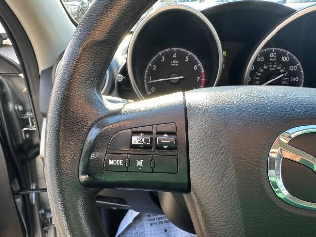 2013 Mazda MAZDA3 i SV