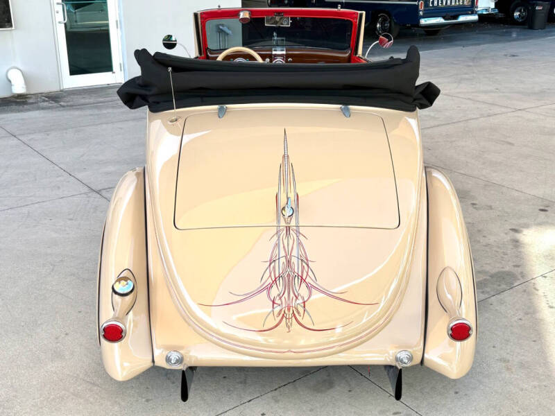 1936 Ford Model 68